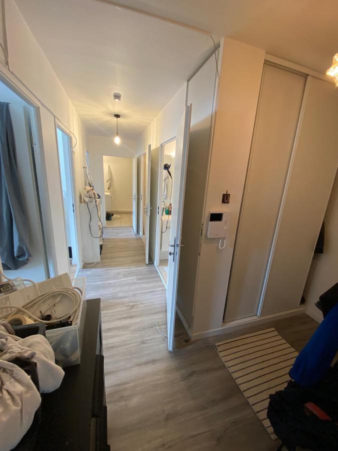 Super Chambre Avec Bureau Courcouronnes Zewnętrze zdjęcie