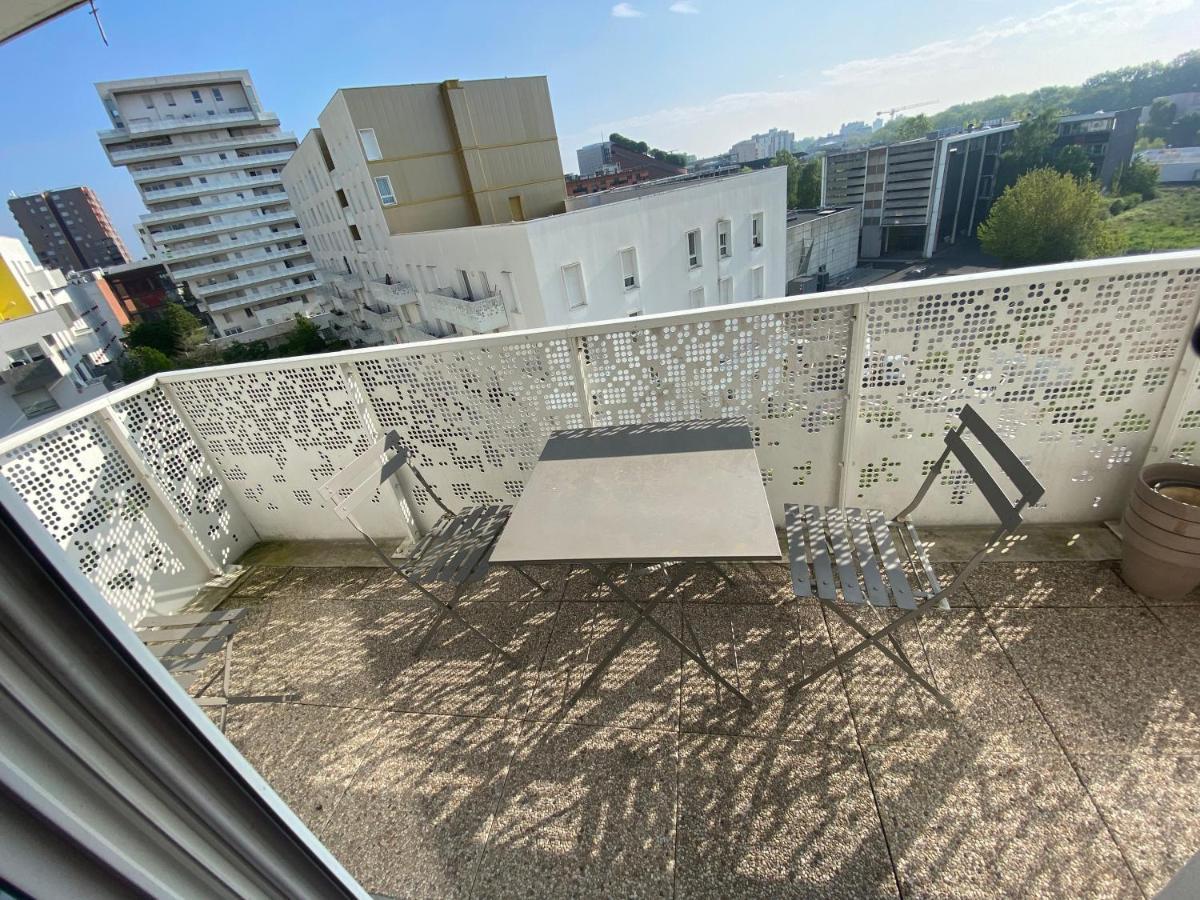 Super Chambre Avec Bureau Courcouronnes Zewnętrze zdjęcie